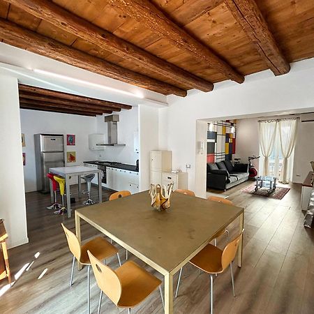 Suite & Charme In Un Palazzo Storico Di Bergamo Exterior photo